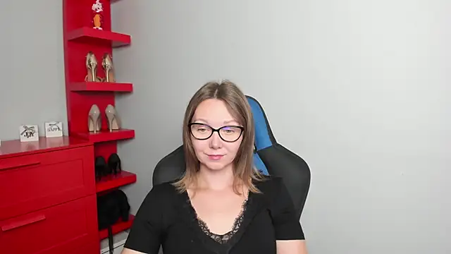 Snapshot of Cookie_zoe chatting on August 3, 2026, 5:39 am Cookie zoe online show from August 3, 2026, 5:39 am