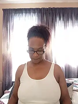 Hotgrannyx online show from June 26, 2026, 10:08 am