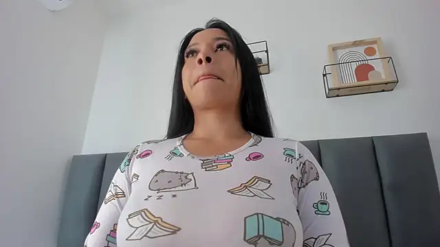 MaraOwen  online show from June 16, 2026, 12:08 pm