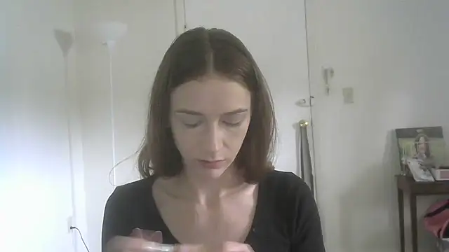 persephone332 online show from April 3, 2026, 5:55 pm