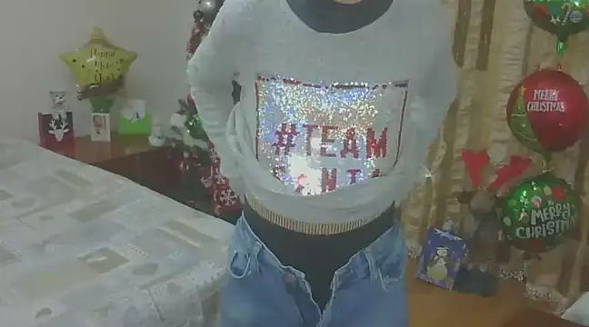 Snapshot of hotSANDRA_STARR chatting on December 20, 2024, 4:57 pm hotSANDRA STARR online show from December 20, 2024, 4:57 pm