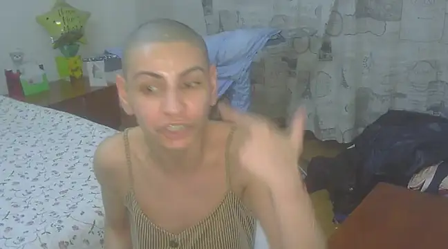 Snapshot of hotSANDRA_STARR chatting on March 5, 2025, 8:32 pm hotSANDRA STARR online show from March 5, 2025, 8:32 pm