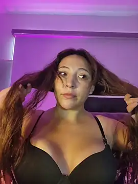 VickyHoult online show from January 14, 2026, 9:42 pm