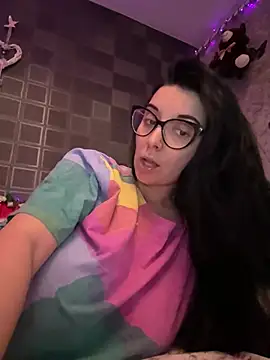 Snapshot of YreneRay chatting on January 11, 2025, 11:23 am YreneRay online show from January 11, 2025, 11:23 am