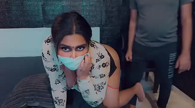 Snapshot of SonY_CaM chatting on February 18, 2025, 7:19 pm SonY CaM online show from February 18, 2025, 7:19 pm