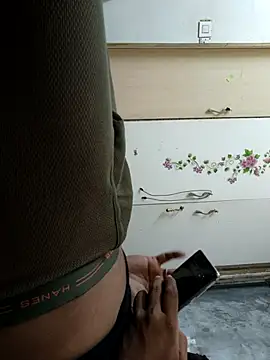 raji9290 online show from March 7, 2026, 12:40 am