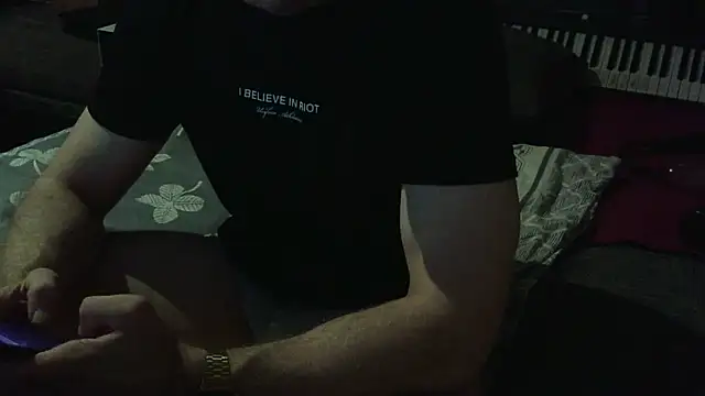 Snapshot of Bblfgbb chatting on September 22, 2025, 2:02 am Bblfgbb online show from September 22, 2025, 2:02 am