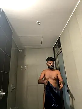 HIMSEXY online show from November 7, 2025, 1:05 am