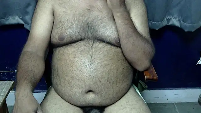 Snapshot of hairysubcub_70 chatting on May 16, 2026, 6:43 am hairysubcub 70 online show from May 16, 2026, 6:43 am