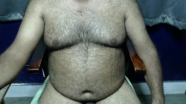 Snapshot of hairysubcub_70 chatting on June 4, 2026, 5:08 pm hairysubcub 70 online show from June 4, 2026, 5:08 pm