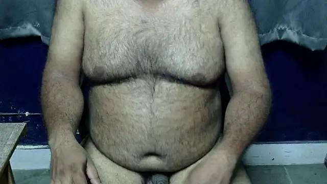 Snapshot of hairysubcub_70 chatting on June 9, 2026, 5:57 pm hairysubcub 70 online show from June 9, 2026, 5:57 pm