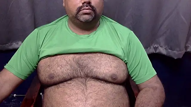 Snapshot of hairysubcub_70 chatting on June 15, 2026, 7:21 am hairysubcub 70 online show from June 15, 2026, 7:21 am