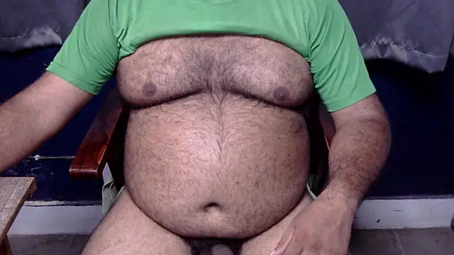 Snapshot of hairysubcub_70 chatting on July 24, 2026, 4:21 am hairysubcub 70 online show from July 24, 2026, 4:21 am