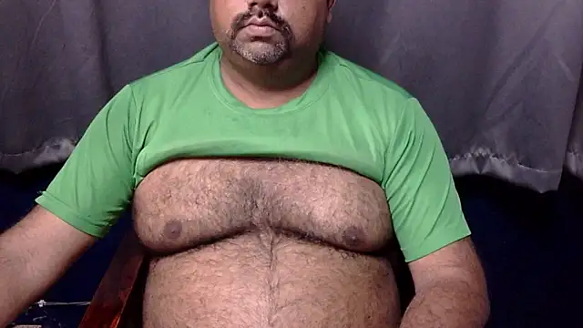 Snapshot of hairysubcub_70 chatting on July 26, 2026, 5:26 am hairysubcub 70 online show from July 26, 2026, 5:26 am