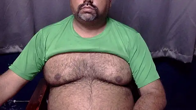 Snapshot of hairysubcub_70 chatting on July 29, 2026, 4:10 am hairysubcub 70 online show from July 29, 2026, 4:10 am