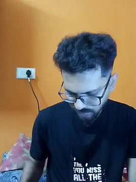 Snapshot of arhan3043 chatting on September 19, 2025, 1:34 pm arhan3043 online show from September 19, 2025, 1:34 pm