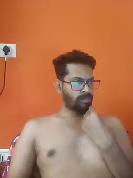 Snapshot of arhan3043 chatting on October 13, 2025, 10:37 am arhan3043 online show from October 13, 2025, 10:37 am