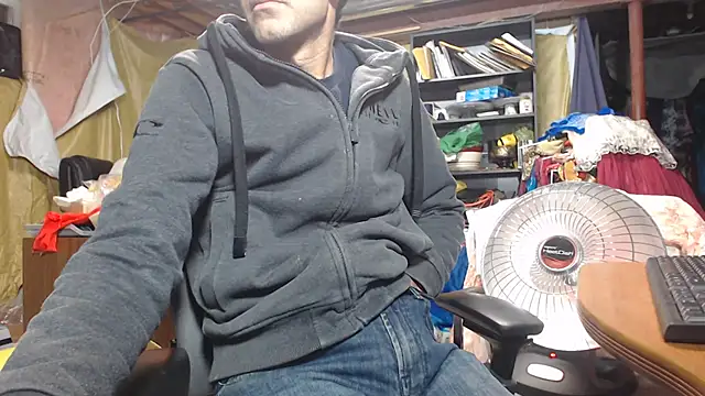 Gsmile1 online show from December 15, 2024, 10:15 pm