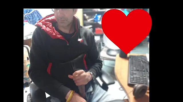 Gsmile1 online show from March 12, 2026, 8:48 pm