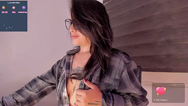 Snapshot of kathypink_ chatting on February 2, 2025, 8:57 am kathypink online show from February 2, 2025, 8:57 am