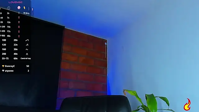 Snapshot of vanegas_luis chatting on September 18, 2025, 12:18 pm vanegas luis online show from September 18, 2025, 12:18 pm