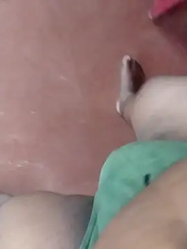 dinesh682 online show from April 18, 2026, 6:17 am