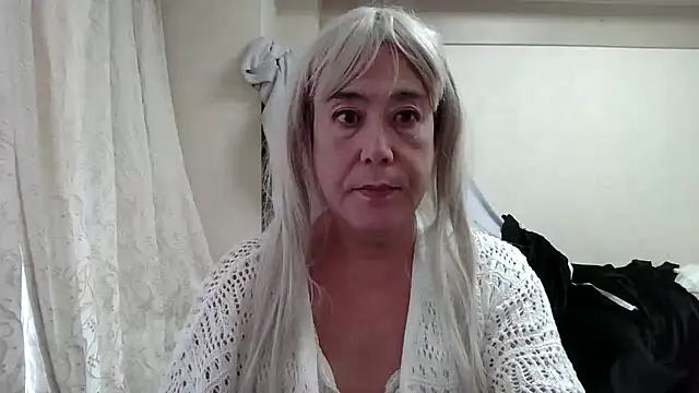 Snapshot of Saori_M chatting on March 8, 2026, 4:38 am Saori M online show from March 8, 2026, 4:38 am