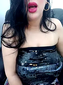 Snapshot of Queen_sousou chatting on January 25, 2025, 11:11 pm Queen sousou online show from January 25, 2025, 11:11 pm