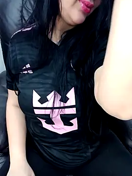 Snapshot of Queen_sousou chatting on January 30, 2025, 12:39 am Queen sousou online show from January 30, 2025, 12:39 am