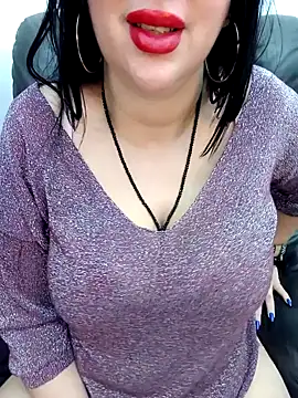 Snapshot of Queen_sousou chatting on February 4, 2025, 11:38 pm Queen sousou online show from February 4, 2025, 11:38 pm