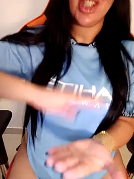 Snapshot of Queen_sousou chatting on September 28, 2025, 12:21 pm Queen sousou online show from September 28, 2025, 12:21 pm