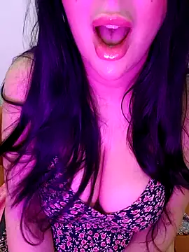 Queen sousou online show from June 14, 2026, 2:41 pm