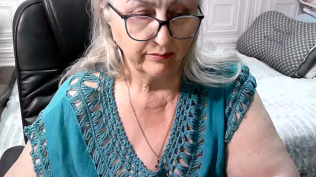 LolkaAlyss online show from April 26, 2026, 7:22 pm