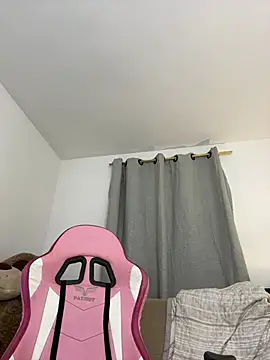 Snapshot of Vane_Rossee chatting on February 18, 2025, 2:49 am Vane Rossee online show from February 18, 2025, 2:49 am