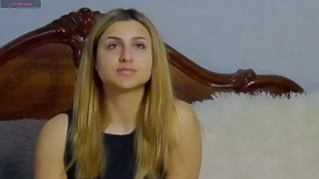 NicolePlay online show from February 17, 2026, 8:55 am