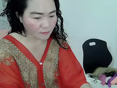 Snapshot of SweetAsianAss chatting on October 26, 2025, 9:21 pm SweetAsianAss online show from October 26, 2025, 9:21 pm