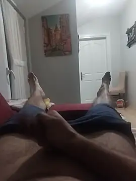 Aykut1990 online show from November 2, 2025, 8:44 pm