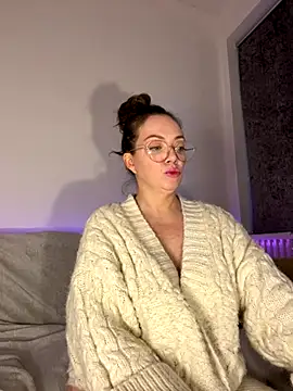 FemDom RubyKnightXXO online show from November 30, 2025, 4:11 pm