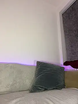 FemDom RubyKnightXXO online show from December 5, 2025, 5:20 pm