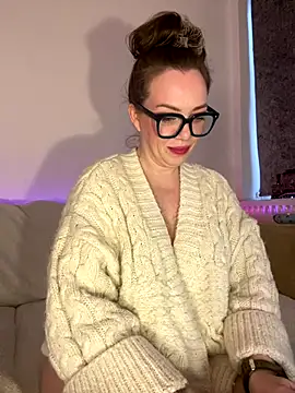 FemDom RubyKnightXXO online show from December 22, 2025, 2:25 pm