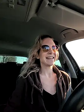 NaomiAndFriends online show from March 7, 2025, 8:34 am