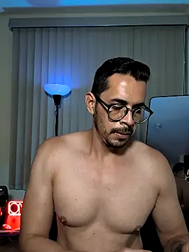 Snapshot of towers_j chatting on October 4, 2025, 5:38 am towers j online show from October 4, 2025, 5:38 am