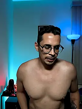 Snapshot of towers_j chatting on October 17, 2025, 3:10 am towers j online show from October 17, 2025, 3:10 am