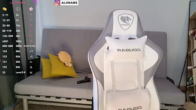 aliiiiiina online show from March 23, 2025, 5:10 am