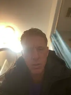 Dgamestrong online show from April 25, 2026, 8:06 pm