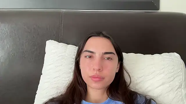 Snapshot of everybody_loves_pussy chatting on January 2, 2025, 3:40 pm everybody loves pussy online show from January 2, 2025, 3:40 pm