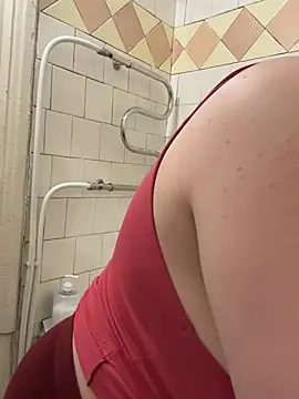 Snapshot of Sara_Slow chatting on January 26, 2025, 10:35 pm Sara Slow online show from January 26, 2025, 10:35 pm