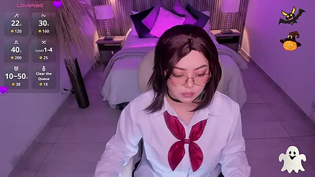 Snapshot of emmy_walker chatting on October 31, 2025, 11:11 am emmy walker online show from October 31, 2025, 11:11 am