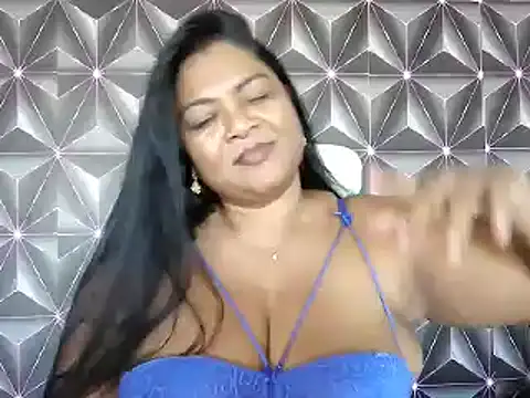 Snapshot of IndianDelia chatting on May 9, 2026, 1:27 pm IndianDelia online show from May 9, 2026, 1:27 pm