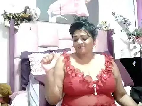 Snapshot of IndianDelia chatting on May 28, 2026, 7:44 pm IndianDelia online show from May 28, 2026, 7:44 pm